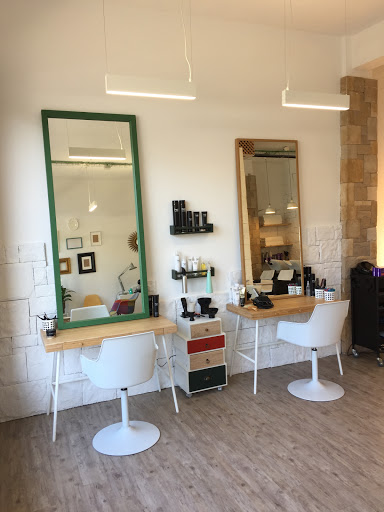 Manu Barreiro Hair Stylist en Solares, Santander