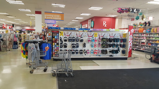 Discount Store «Kmart», reviews and photos, 5100 Dixie Hwy, Waterford Twp, MI 48329, USA