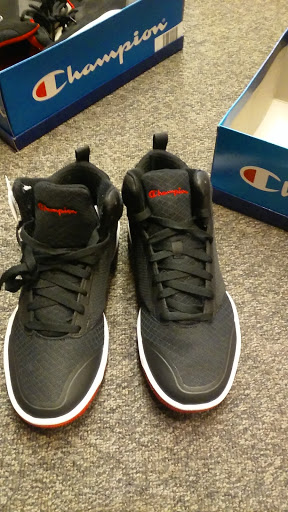 Department Store «Target», reviews and photos, 2462 Foothill Blvd, La Verne, CA 91750, USA