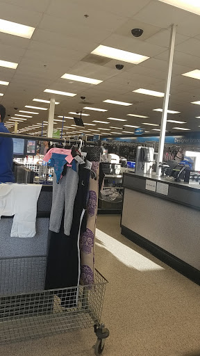 Clothing Store «Ross Dress for Less», reviews and photos, 20618 I-45, Spring, TX 77373, USA