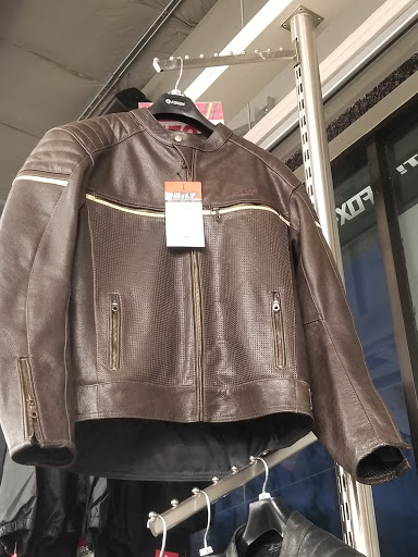 Motorcycle Parts Store «Cycle Gear», reviews and photos, 3386 Tyler St, Riverside, CA 92503, USA