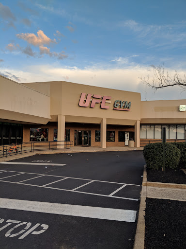 Shopping Mall «Merchants Walk Shopping Center», reviews and photos, 7580 W Broad St, Richmond, VA 23294, USA