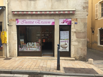 Institut évasion à Cluny