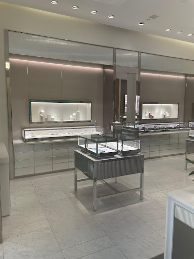 Jewelry Store «Tiffany & Co.», reviews and photos, 1414 Walnut St, Philadelphia, PA 19102, USA