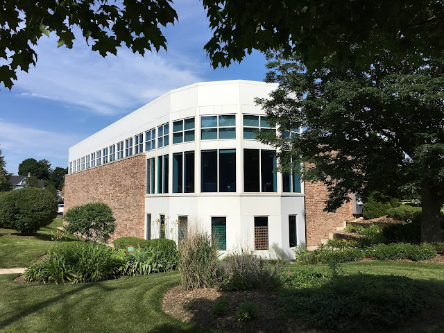 Crystal Lake Public Library