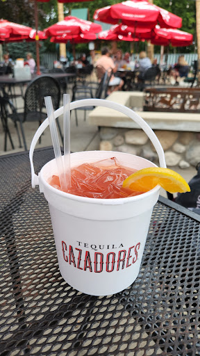 Bar & Grill «The Lookout Bar & Grill», reviews and photos, 8672 Pineview Ln N, Maple Grove, MN 55369, USA