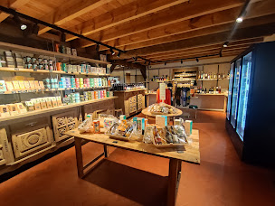 Photo n°108 de L'Impératrice by Breizhine – Restaurant Crêperie & Épicerie fine à Plougastel-Daoulas ()