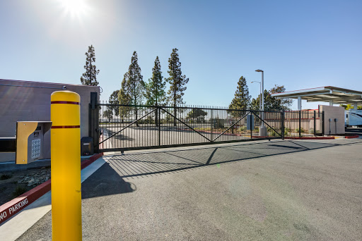 Self-Storage Facility «American Self Storage», reviews and photos, 606 Parker Rd, Fairfield, CA 94533, USA