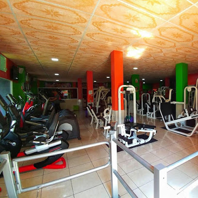 Fitness Center - 23R5+RG4, Barrio, San José Las Flores, El Salvador