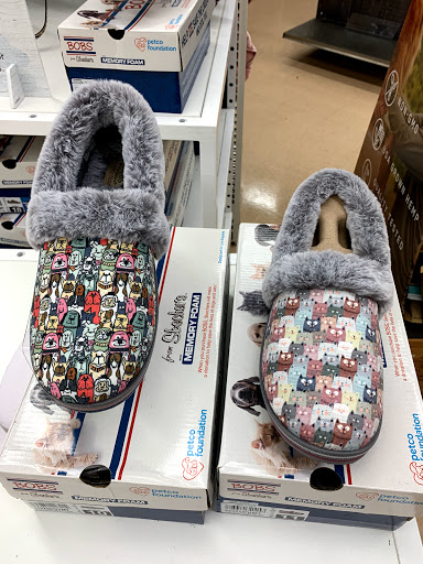 Pet Supply Store «Petco Animal Supplies», reviews and photos, 35860 Chester Rd, Avon, OH 44011, USA