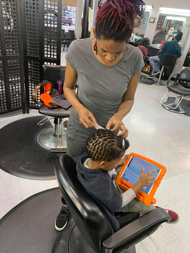 Barber Shop «SHECOSMO Hair Salon And Barbershop», reviews and photos, 2109 W Parker Rd #108, Plano, TX 75023, USA