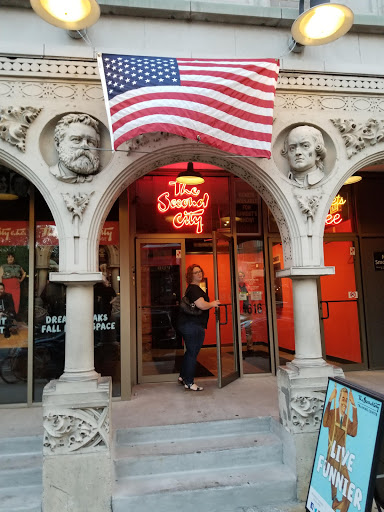 Shopping Mall «Pipers Alley Mall», reviews and photos, 210 W North Ave, Chicago, IL 60610, USA