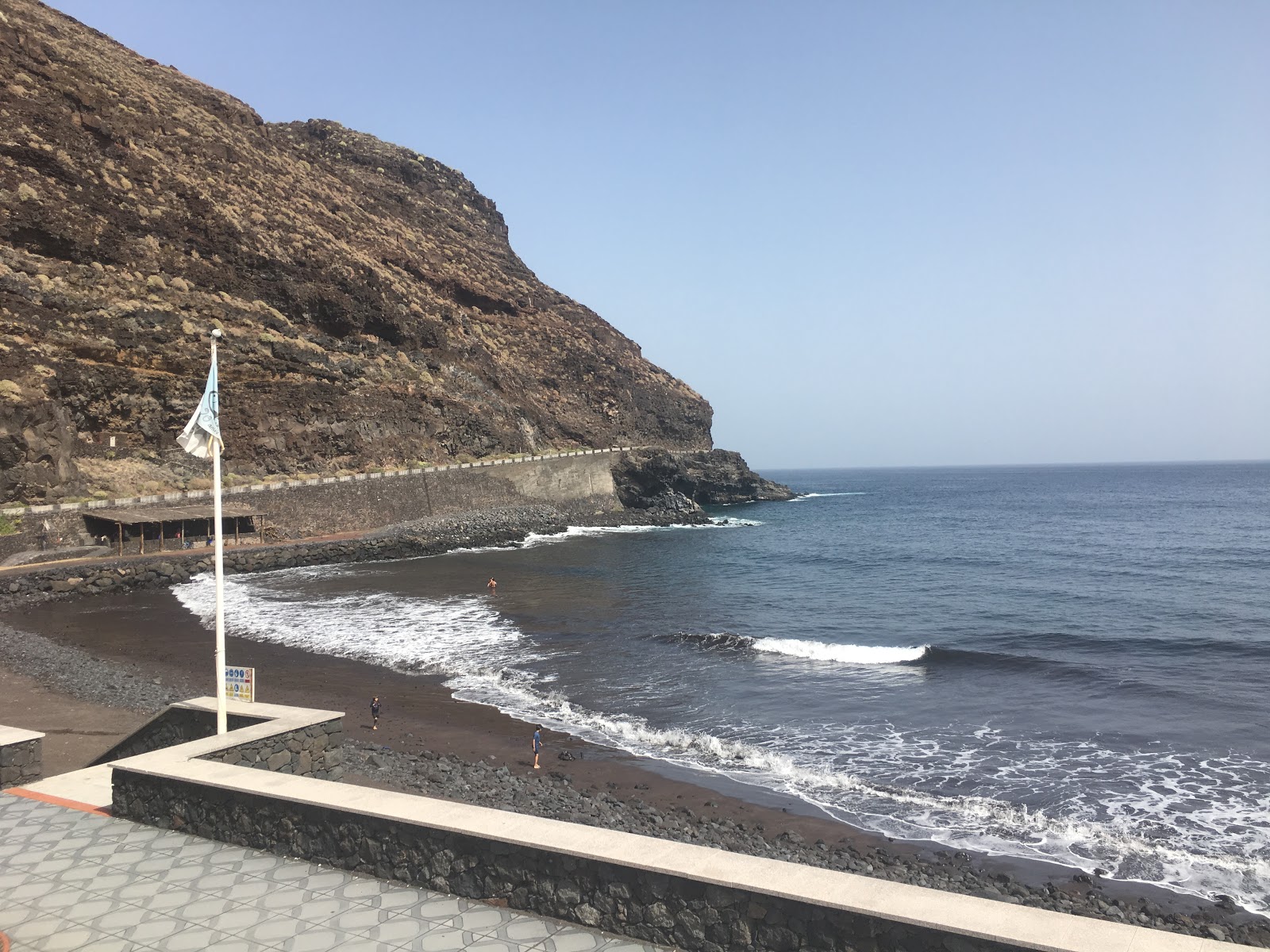 Foto von Playa De Timijiraque mit sehr sauber Sauberkeitsgrad