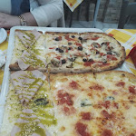 Photo n°1 de l'avis de Gianluca.e fait le 03/05/2019 à 11:32 sur le  Pizzeria Da Zì Pepp à Piano di Sorrento