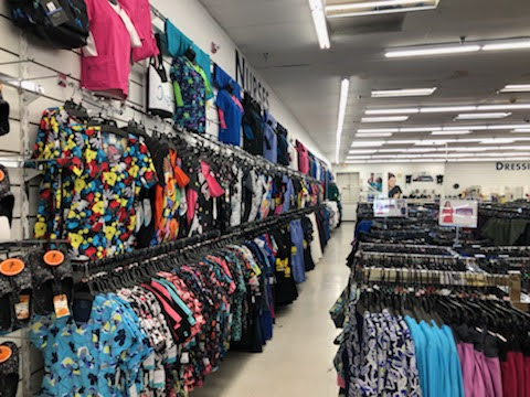 Uniform Store «Scrub Pro Uniforms & Gallo Clothing», reviews and photos, 8014 New Hampshire Ave, Hyattsville, MD 20783, USA