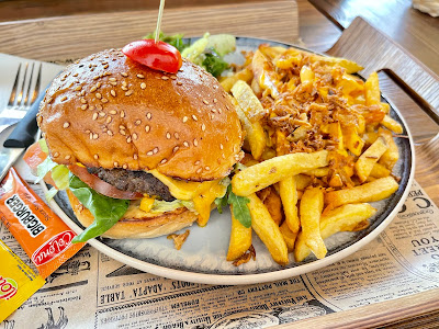 MyFrench Cantine paris19 à Paris