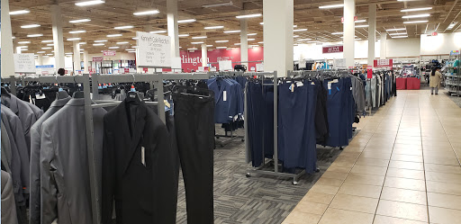 Shopping Mall «Orange Promenade Shopping Ctr», reviews and photos, 80 Boston Post Rd, Orange, CT 06477, USA