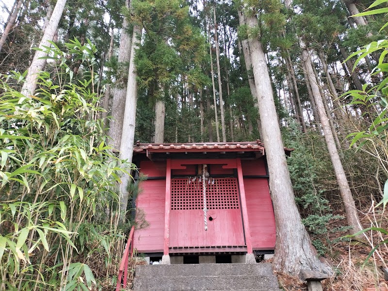 億満稲荷神社