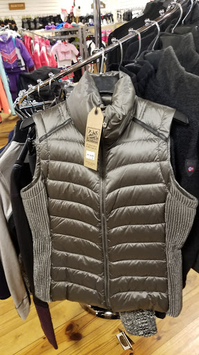 Outdoor Sports Store «Ski Barn», reviews and photos, 795 Broad St, Shrewsbury, NJ 07702, USA