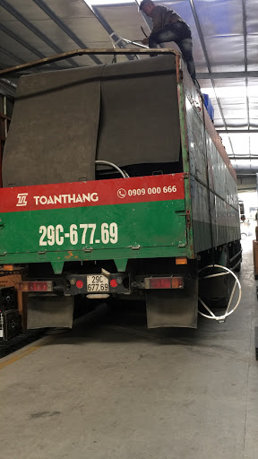 Cửa Hàng Phụ Tùng Ô Tô Hoàng Vân