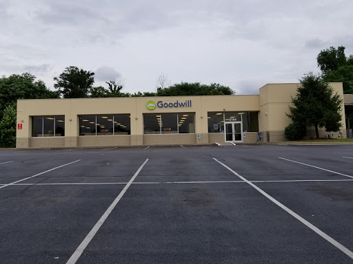 Thrift Store «Goodwill Store», reviews and photos, 2764 Jefferson Centre Way, Jeffersonville, IN 47130, USA