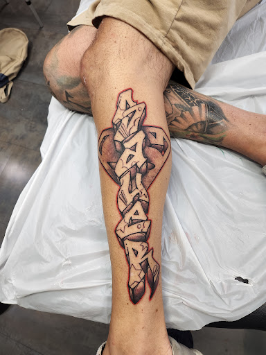 Tattoo Shop «Love Hate Tattoo Studio», reviews and photos, 1360 Washington Ave, Miami Beach, FL 33139, USA