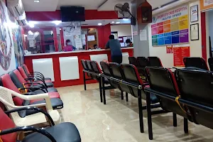 Rajan Eye Care Hospital image