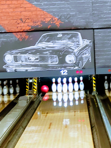 Bowling Alley «Brunswick Zone North Ridgeville Lanes», reviews and photos, 38931 Center Ridge Rd, North Ridgeville, OH 44039, USA