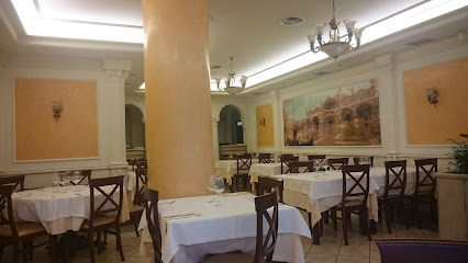 Restaurante Venezia - R. B, 72, 36500 Lalín, Pontevedra, Spain