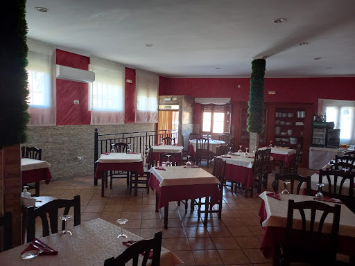 Bar EL VIVO COYA en Madrigal de las Altas Torres
