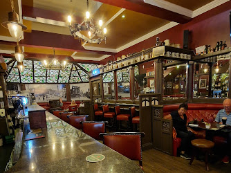 Mooney's Bar & Restaurant