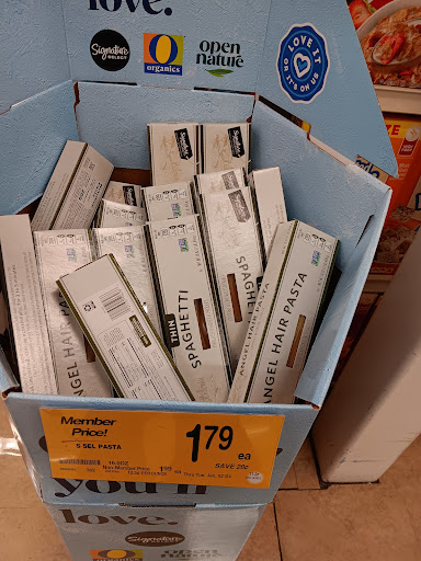 Safeway image