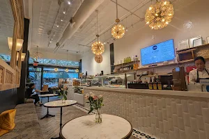 Le Banh Cafe image