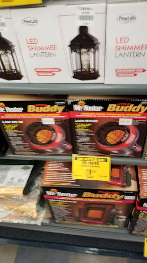 Sporting Goods Store «Big 5 Sporting Goods - Petaluma», reviews and photos, 105 N McDowell Blvd, Petaluma, CA 94954, USA