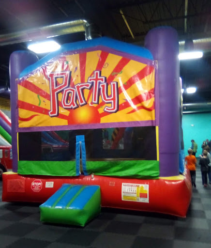 Amusement Center «Scene75 Entertainment Center», reviews and photos, 876 OH-28, Milford, OH 45150, USA