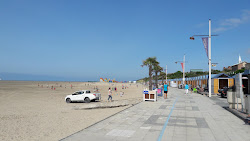 Petit-Fort-Philippe Beach'in fotoğrafı imkanlar alanı