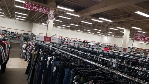 Clothing Store «Burlington Coat Factory», reviews and photos, 5500 Sunrise Hwy, Massapequa, NY 11758, USA
