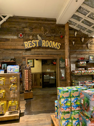 Sporting Goods Store «Bass Pro Shops», reviews and photos, 1000 Basspro Dr, Houston, TX 77047, USA