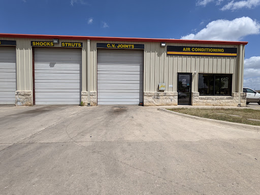 Auto Repair Shop «Meineke Car Care Center», reviews and photos, 1252 TX-123, San Marcos, TX 78666, USA