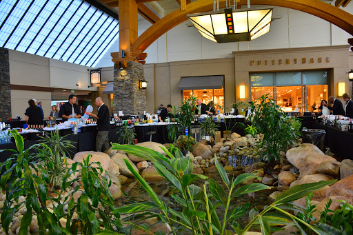 Jewelry Store «Borsheims Fine Jewelry», reviews and photos, 120 Regency Pkwy, Omaha, NE 68114, USA