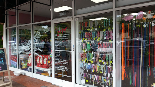 Pet Groomer «Woof Gang Bakery & Grooming Raleigh», reviews and photos, 4421 Six Forks Rd #120, Raleigh, NC 27609, USA