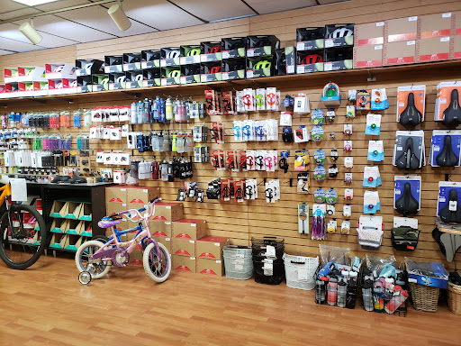 Bicycle Store «Pelham Bicycle Center», reviews and photos, 109 Wolfs Ln, Pelham, NY 10803, USA