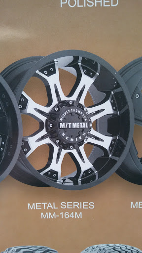 Tire Shop «Marysville Car Care Center», reviews and photos, 2929 Gratiot Blvd, Marysville, MI 48040, USA