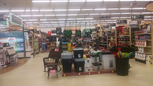 Hardware Store «Holland Ace Hardware», reviews and photos, 835 Lincoln Ave, Holland, MI 49423, USA