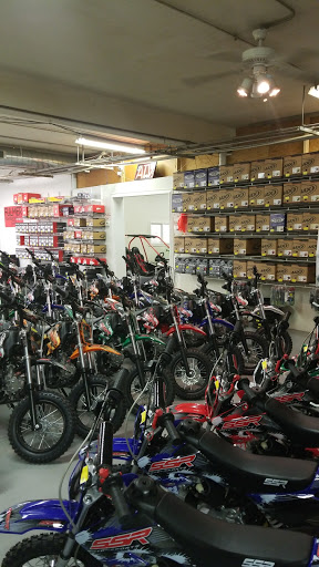 Motorcycle Dealer «FENTON POWERSPORTS», reviews and photos, 1324 W Lark Industrial Dr, Fenton, MO 63026, USA