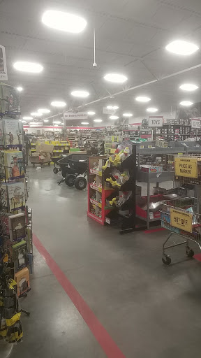Home Improvement Store «Tractor Supply Co.», reviews and photos, 2636 Highgate Rd, St Albans City, VT 05478, USA