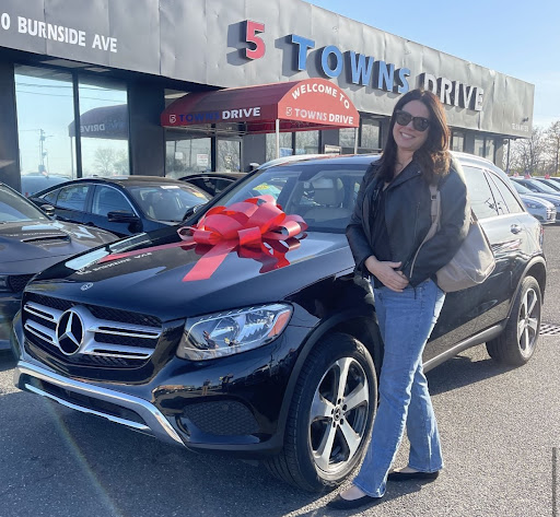 Used Car Dealer «5 Towns Drive.net», reviews and photos, 670 Burnside Ave, Inwood, NY 11096, USA