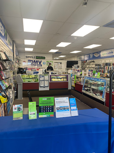 Cell Phone Store «DMV Unlocked Wireless», reviews and photos, 7054 Spring Garden Dr, Springfield, VA 22150, USA