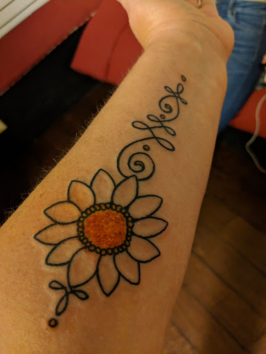 Tattoo Shop «Under Da Gunz Tattoo Shop», reviews and photos, 1233 N Clinton Ave, Rochester, NY 14621, USA