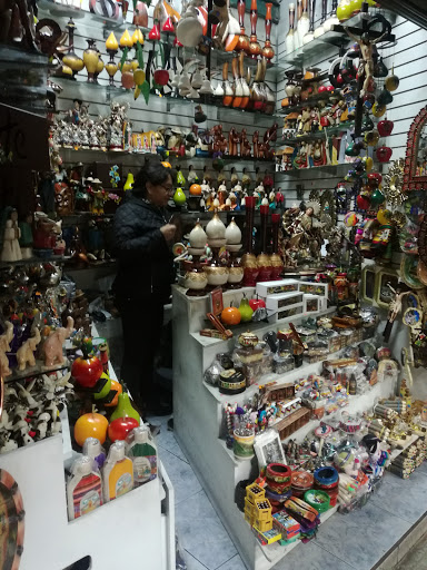 Mercado Artesanal La Mariscal